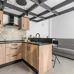 Open Sea Apartment