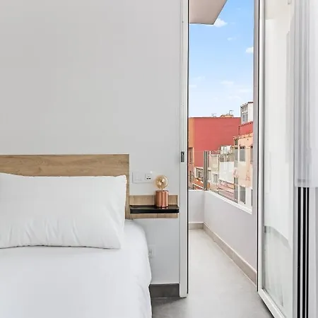 Open Sea Apartment *
