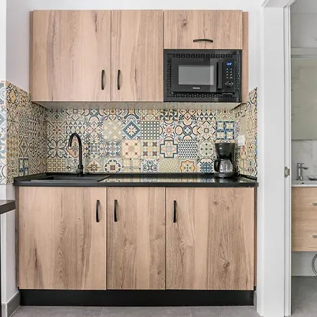 Open Sea Apartment