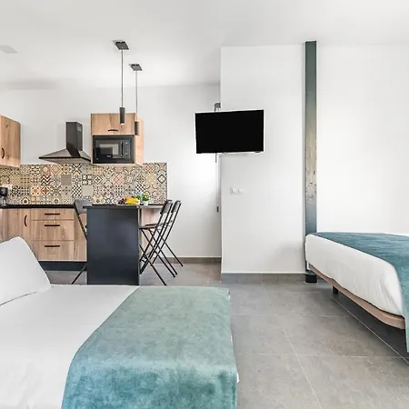Open Sea Apartment