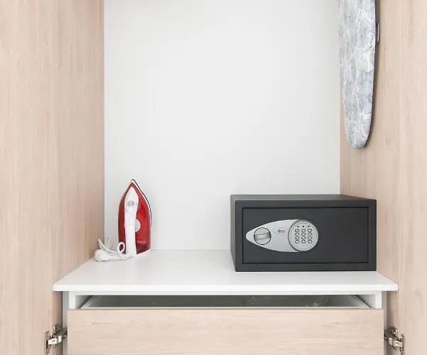 Open Sea Apartament *